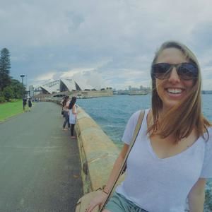 Meet your Posher, Ilyssa